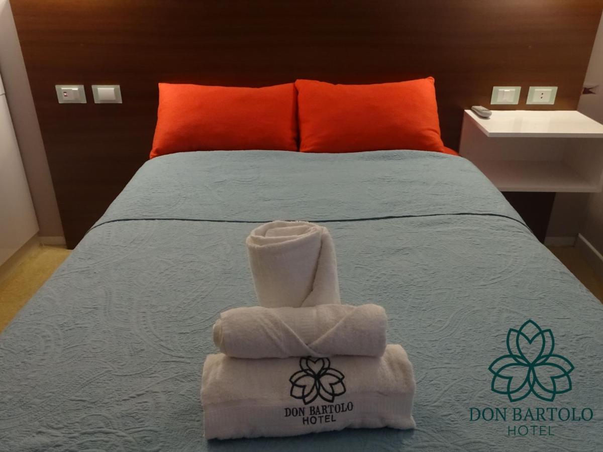 Hotel Don Bartolo Espinar Eksteriør billede